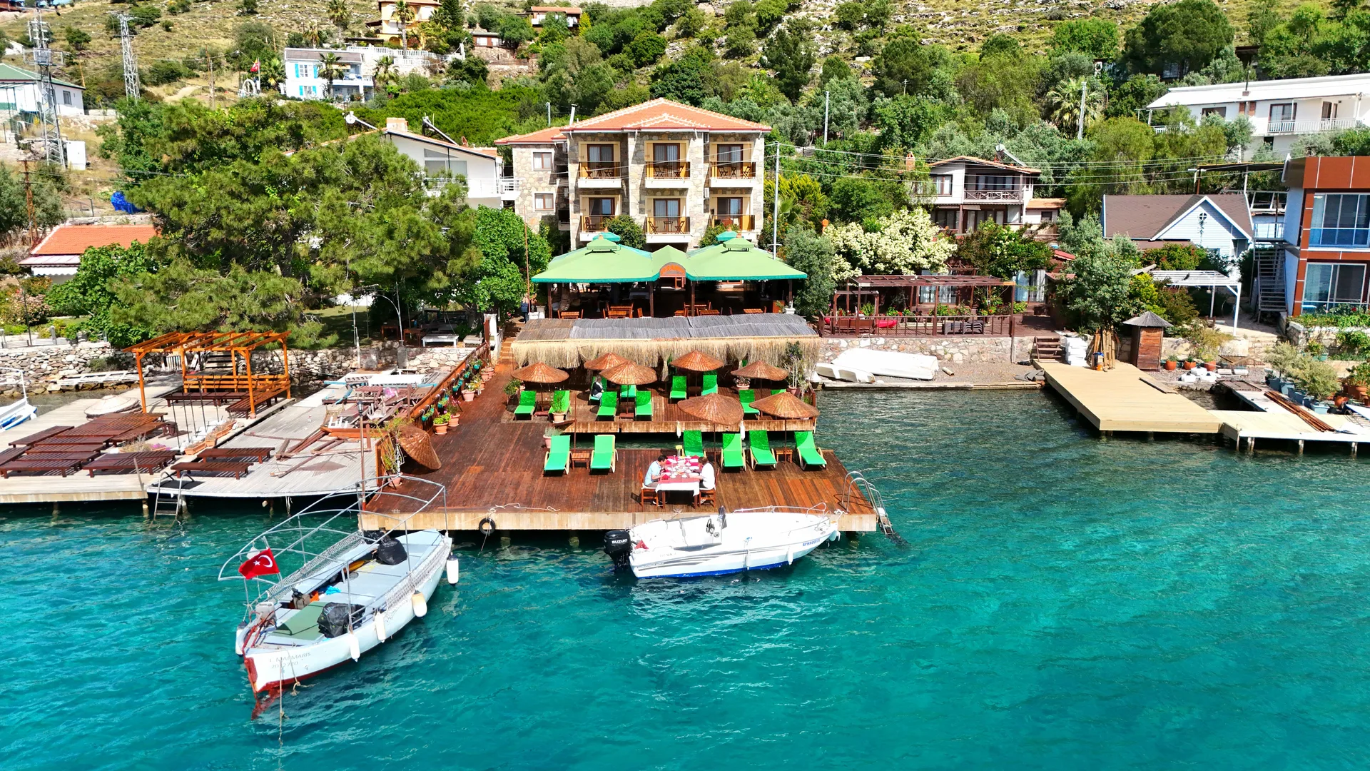 Veranda otel ve deniz
